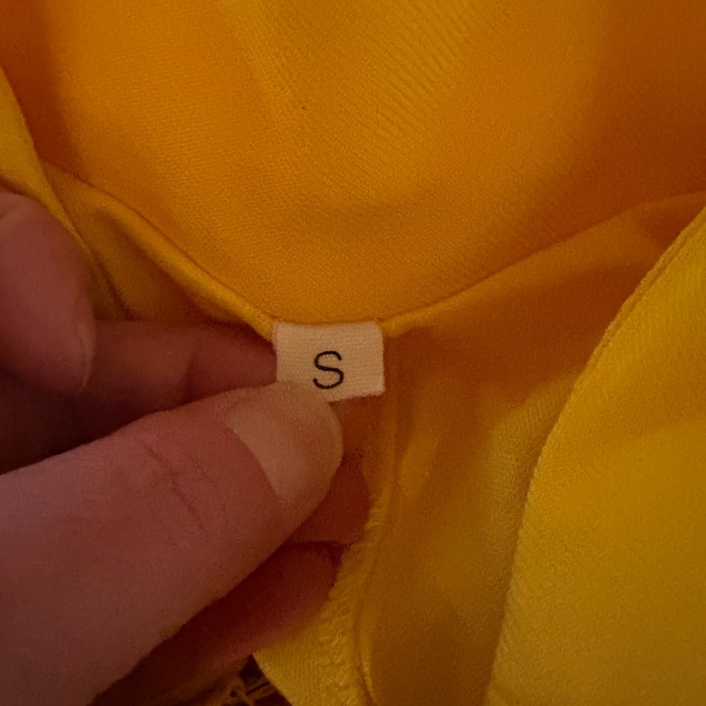 Yellow Pleated Women's Skirt - Picture 4 of 4